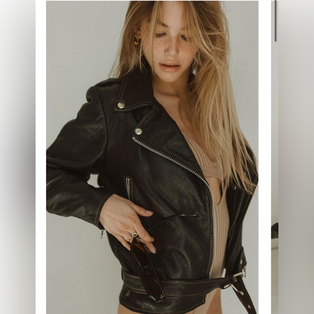 COPY - Understated Leather Oversized Scrunch Jacket
